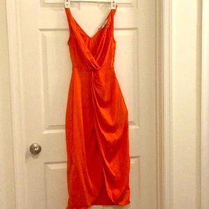 V neck sleeveless twist knot dress